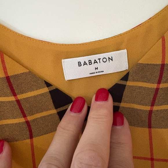 Aritzia Babaton Everly Camisole Plaid Sz M - Picture 5 of 5